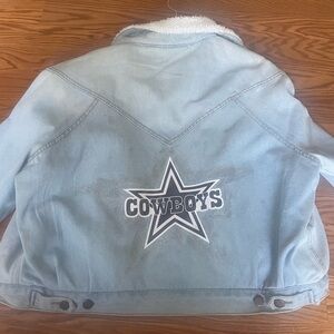 COWBOYS denim jacket with sherpa lining